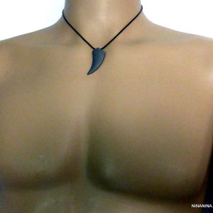 Collier cordon dent de requin hematite