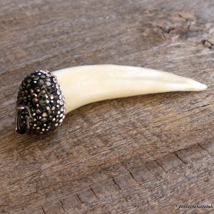 Pendentif dent de loup véritable ivoire