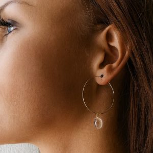 Boucles d&rsquo;oreilles creoles Swarovski Gouttes d&rsquo;eau cristal plaqué or gold filled artisanales